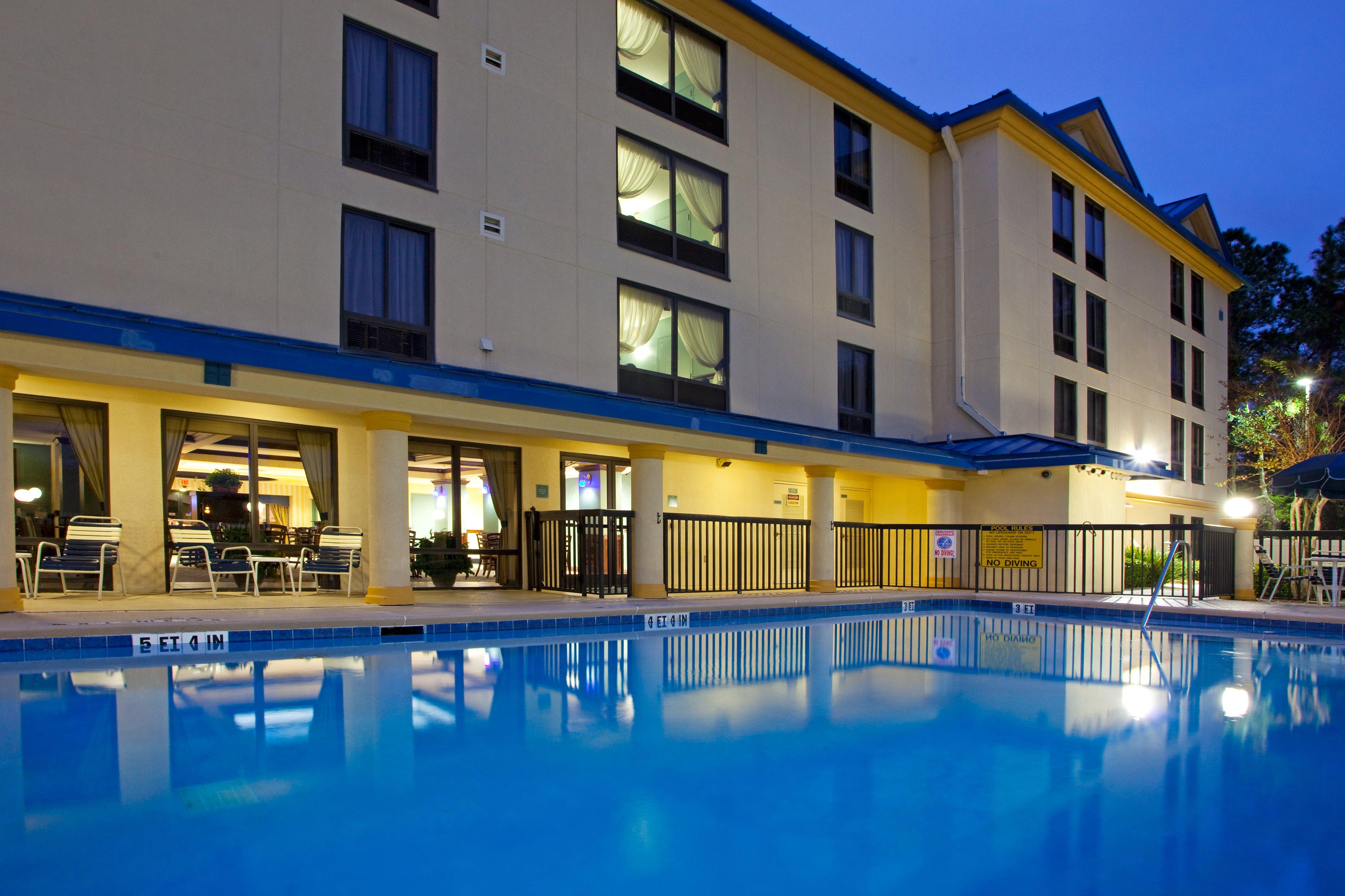 Holiday Inn Express Hotel & Suites Jacksonville-South By Ihg Exterior photo